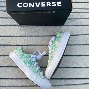 Converse Ditsy Floral Lows